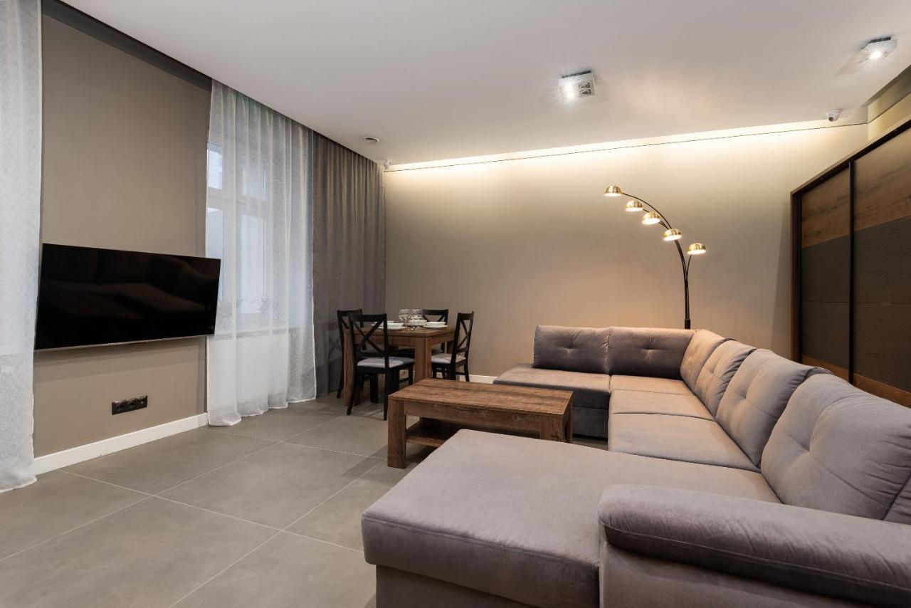 Apartament Platynowy - Centrum Gliwic Z Parkingiem Гливице Экстерьер фото