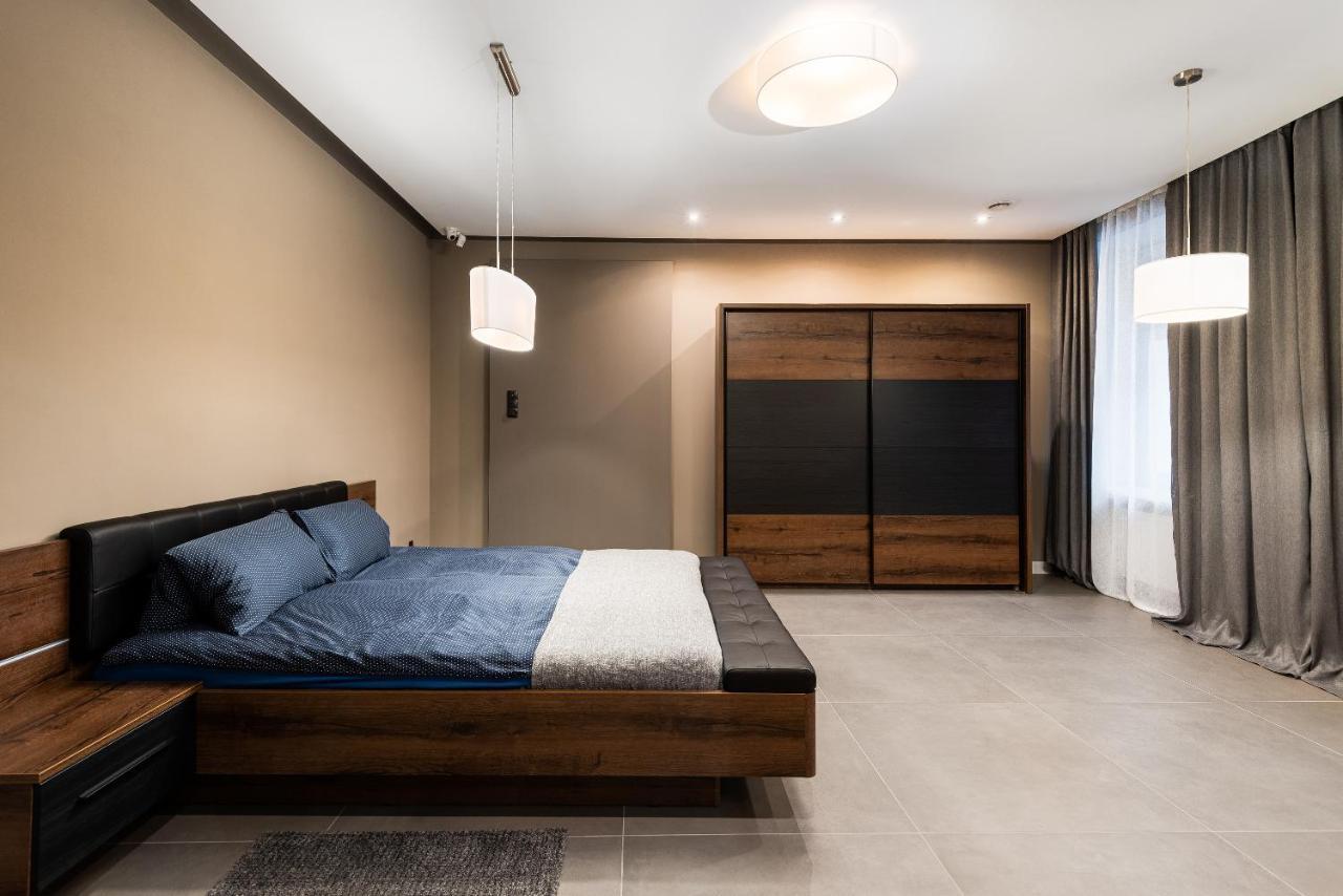 Apartament Platynowy - Centrum Gliwic Z Parkingiem Гливице Экстерьер фото